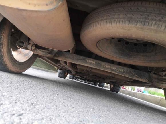 [成都·川A] 二手SWM斯威汽车SWM斯威X72016款 1.5T 手动豪华型 7座