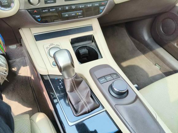 [南通·沪F] 二手雷克萨斯雷克萨斯ES2015款 200 舒适版