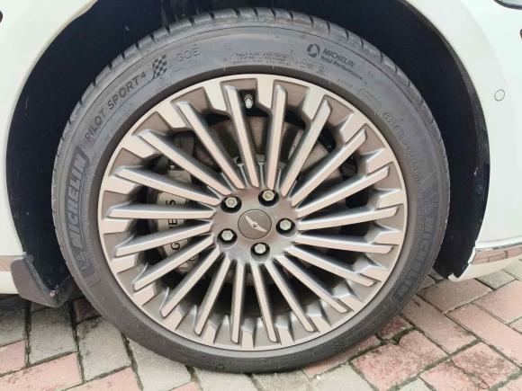 [南京·苏A] 二手捷尼赛思捷尼赛思纯电G802023款 纯电G80 豪华版