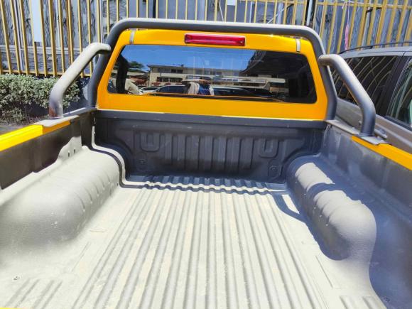 [苏州·苏J] 二手五十铃瑞迈2022款 2.8T经典柴油两驱舒适型长轴版JE493ZLQ6E