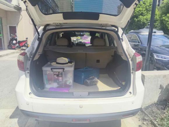 [苏州·苏E] 二手启辰启辰T702015款 2.0L CVT睿行版