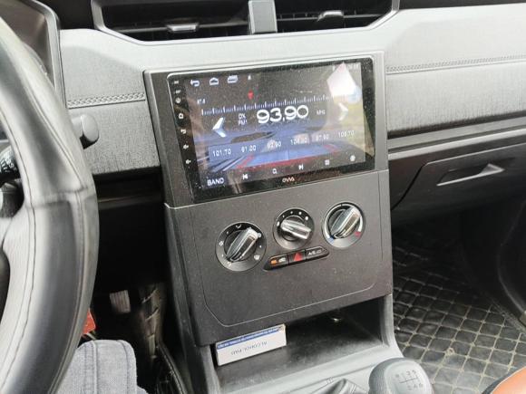 [上海·湘F] 二手五菱汽车五菱宏光PLUS2019款 1.5T 手动标准型 7座