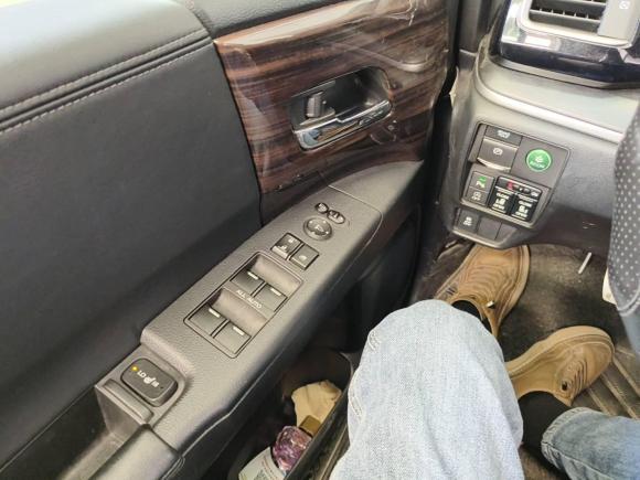 [南通·苏F] 二手本田艾力绅2016款 2.4L 豪华版