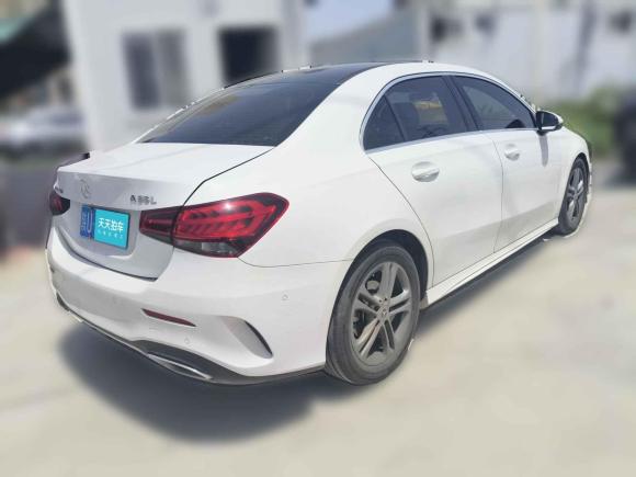 [西安·陕U] 二手奔驰奔驰A级2020款 改款二 A 180 L 运动轿车