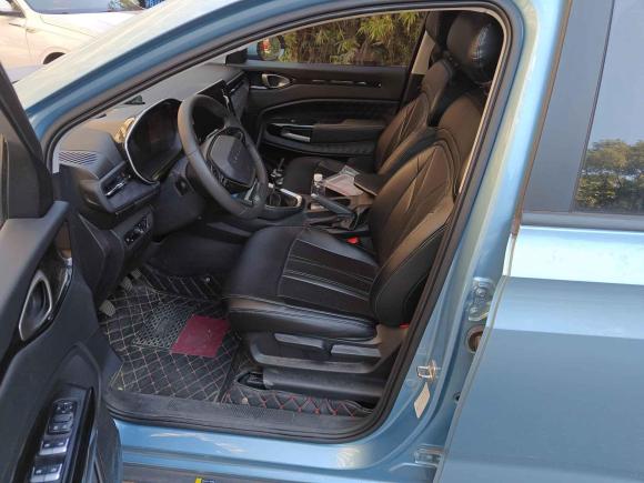 [上海·苏U] 二手宝骏宝骏RM-52019款 1.5T 手动24小时在线精英型 6座