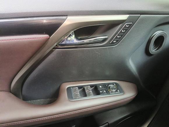 [广州·粤A] 二手雷克萨斯雷克萨斯RX2016款 300 两驱舒适版 国V