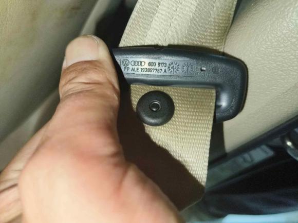 [合肥·皖A] 二手奥迪奥迪A6L2010款 2.4L 豪华型