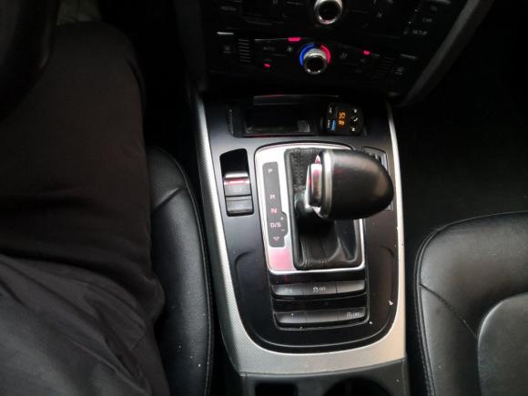 [上海·沪A] 二手奥迪奥迪A4L2013款 35 TFSI 自动标准型