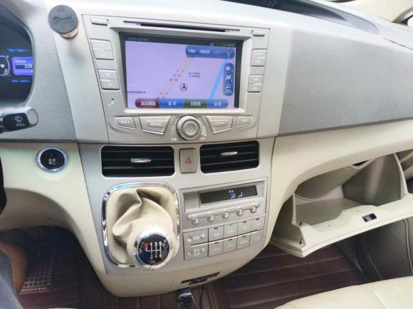 [成都·川A] 二手比亚迪比亚迪M62013款 2.4L 手动尊贵型