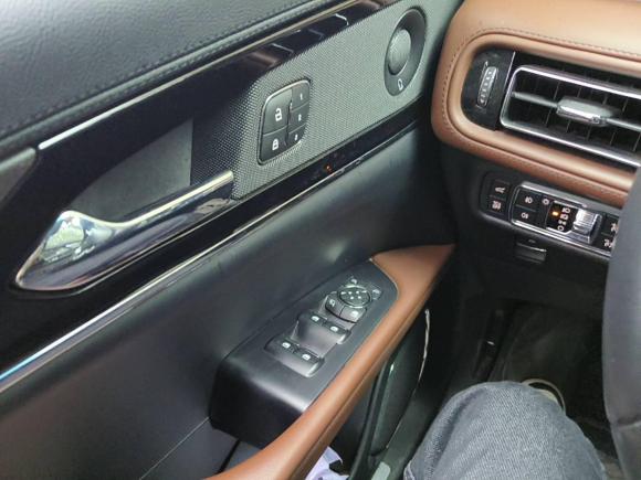 [南京·苏A] 二手林肯航海家2021款 2.0T 四驱尊雅版