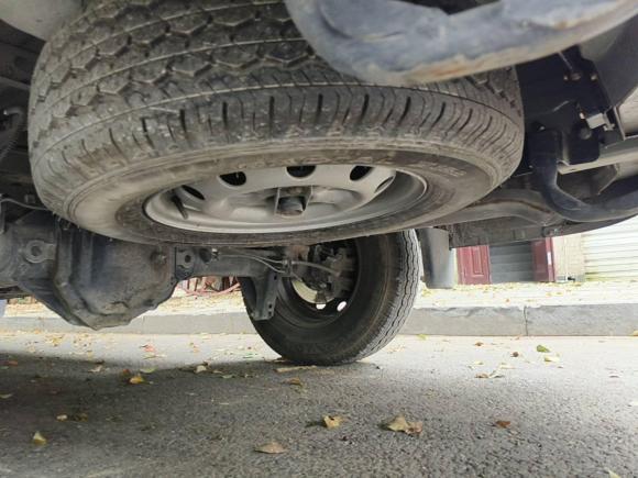 [杭州·浙A] 二手福田图雅诺2022款 2.0T手动通途多功能长轴中顶后单胎5/6/7/9座4F20TC3