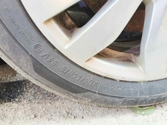 [武汉·鄂A] 二手荣威荣威3502014款 1.5L 自动迅达版