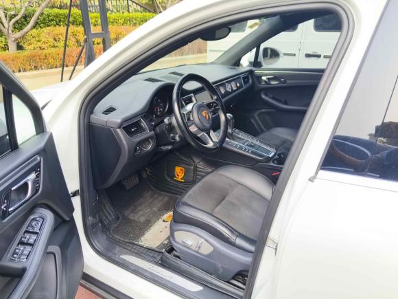 [青岛·鲁B] 二手保时捷Macan2014款 Macan 2.0T