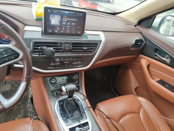 [南昌·赣A] 二手北汽幻速北汽幻速S72018款 1.5T 自动尊享型