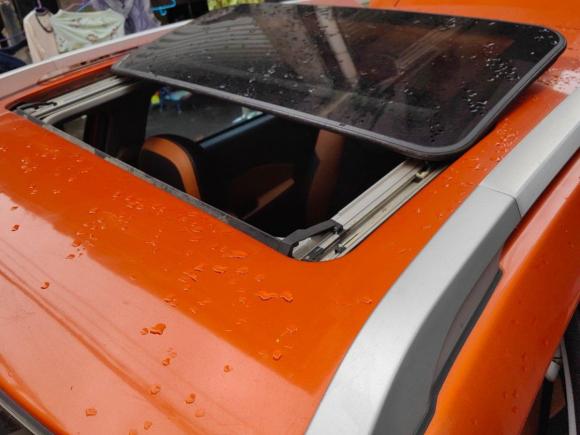 [温州·浙C] 二手奇瑞瑞虎3x2017款 1.5L 自动都市领先版