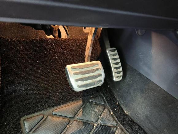 [宁波·浙B] 二手路虎揽胜极光2013款 2.0T 5门耀动版