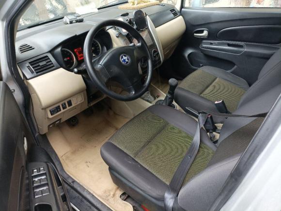 [深圳·粤B] 二手启辰启辰R502013款 1.6L 手动时尚版