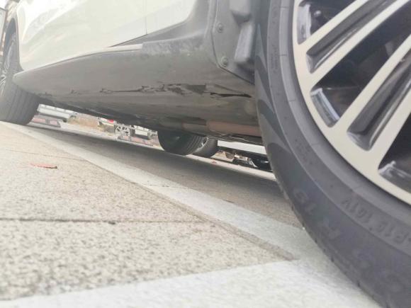 [苏州·闽D] 二手奔驰奔驰GLC2019款 GLC 260 L 4MATIC 动感型