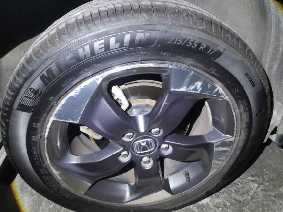 [深圳·粤B] 二手本田缤智2015款 1.8L CVT两驱豪华型