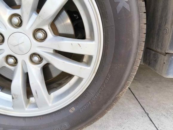 [金华·冀A] 二手三菱欧蓝德2016款 2.0L 两驱加值版 5座