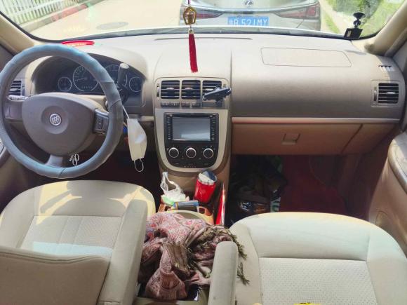 [青岛·鲁B] 二手别克别克GL82013款 2.4L 经典版