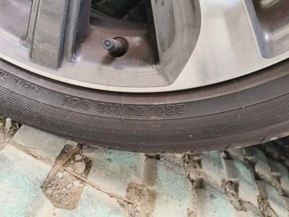 [上海·沪B] 二手斯巴鲁力狮2016款 2.5i 全驱荣耀版