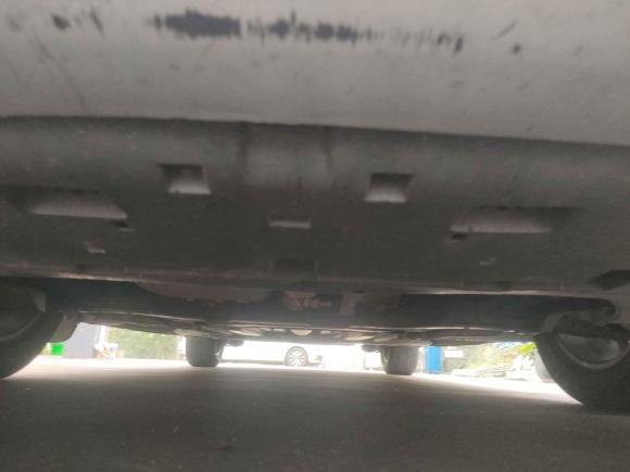 [苏州·苏E] 二手雪铁龙雪铁龙C4L2013款 1.8L 手动劲享版