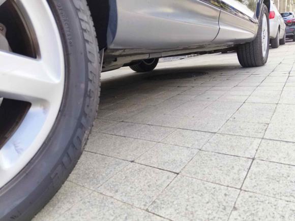 [佛山·粤R] 二手奥迪奥迪Q72012款 3.0 TFSI 进取型(200kW)