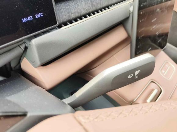 [深圳·粤B] 二手蔚来蔚来ES82023款 100kWh 行政版