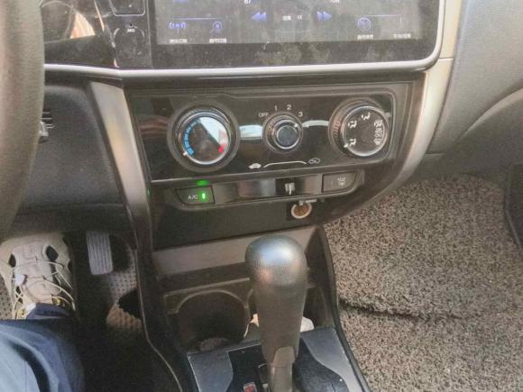 [深圳·粤B] 二手本田锋范2015款 1.5L CVT舒适版