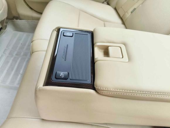 [广州·粤A] 二手丰田凯美瑞2016款 双擎 2.5HG 十周年纪念豪华导航版