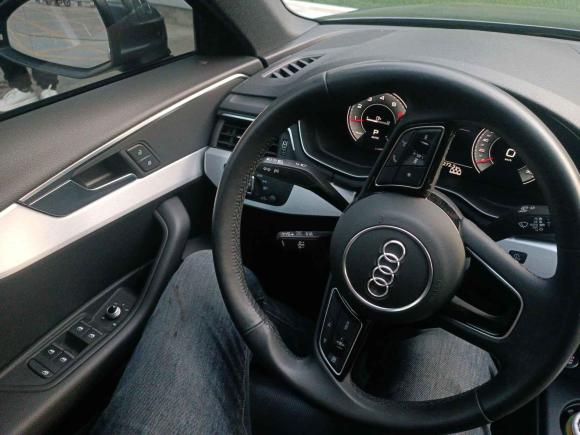 [苏州·苏U] 二手奥迪奥迪A4L2022款 40 TFSI 时尚动感型