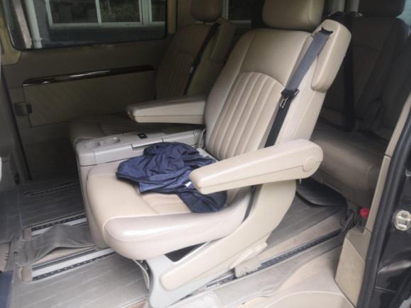 [嘉兴·皖B] 二手奔驰威霆2011款 2.5L 7座行政版