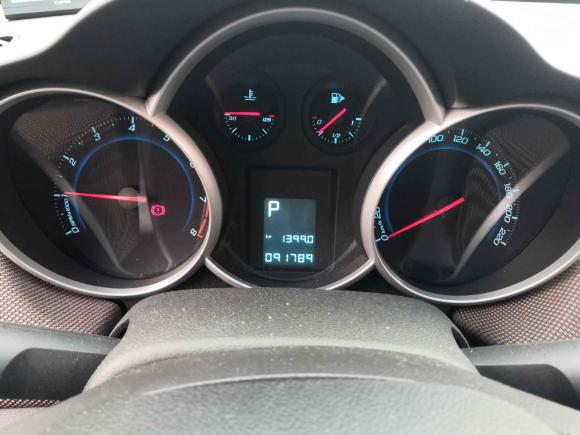 [上海·沪C] 二手雪佛兰科鲁兹2013款 掀背 1.6L 自动豪华型