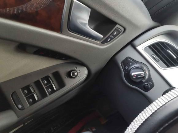 [上海·沪C] 二手奥迪奥迪A4L2010款 2.0 TFSI 技术型