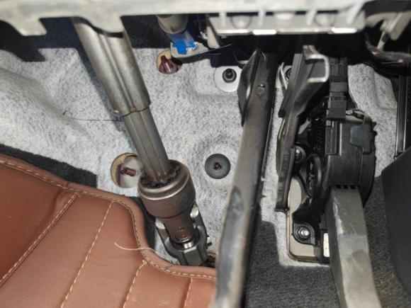 [西安·陕A] 二手沃尔沃沃尔沃S602015款 S60L 2.0T 智远版