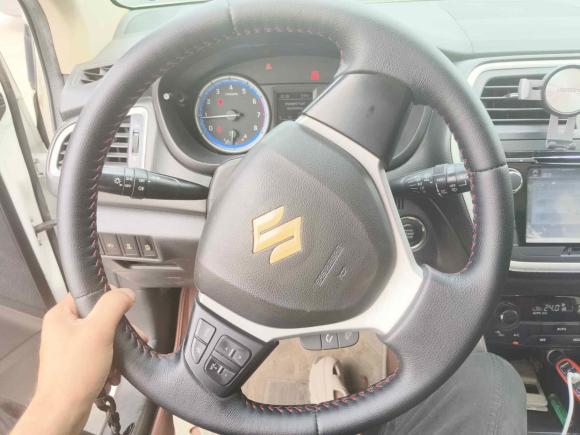 [深圳·粤B] 二手铃木锋驭2014款 1.6L 手动两驱精英型