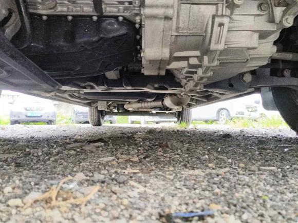 [宁波·浙B] 二手上汽大通MAXUS新途V802023款 2.0T AMT经典傲运通长轴超低顶6/7/8/9座