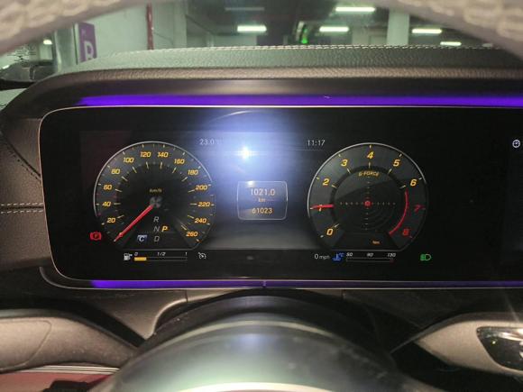 [济南·鲁A] 二手奔驰奔驰E级2019款 E 300 L 运动时尚型