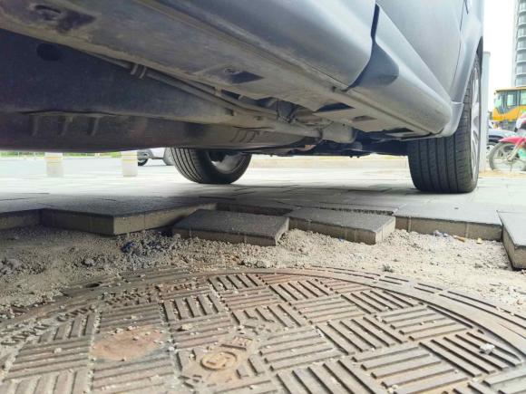 [济南·鲁A] 二手路虎揽胜运动版2010款 5.0 SC V8 HSE