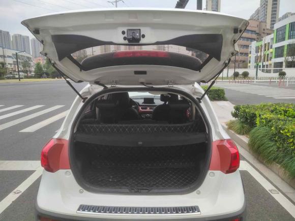 [杭州·浙A] 二手哈弗哈弗H12015款 1.5L AMT尊贵型