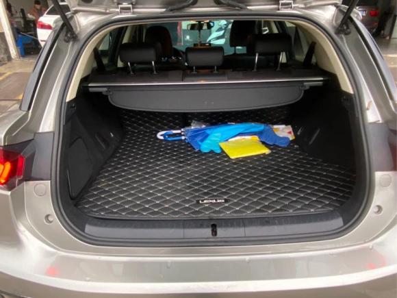 [成都·川A] 二手雷克萨斯雷克萨斯CT2017款 CT200h 舒适版 单色 国VI