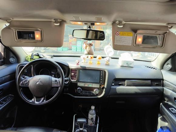 [杭州·浙D] 二手三菱欧蓝德2020款 2.0L 两驱畅享版 5座