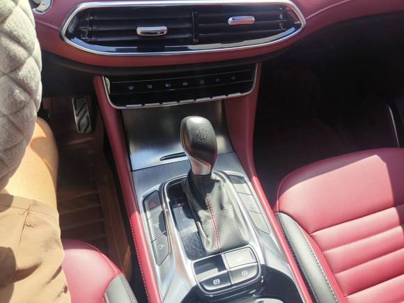 [青岛·鲁B] 二手名爵名爵HS2018款 30T 自动两驱Trophy荷尔蒙超燃版 国V