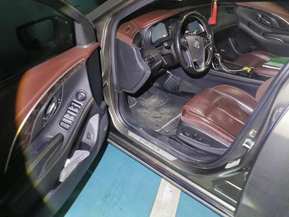 [深圳·粤L] 二手别克君越2013款 2.4L SIDI豪华舒适型