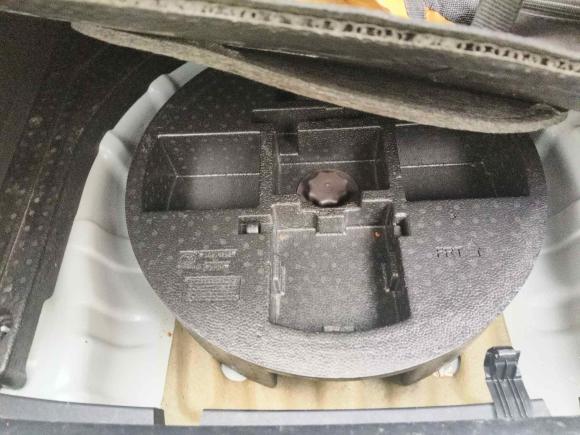 [常州·苏E] 二手荣威荣威Ei52019款 舒适版