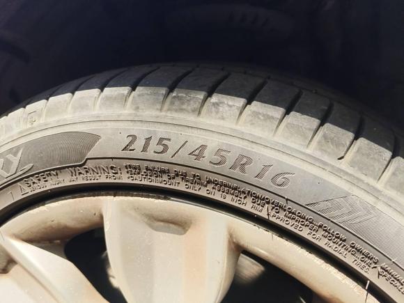 [上海·苏M] 二手奥迪奥迪A12012款 1.4 TFSI Urban