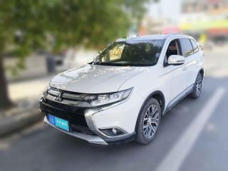 三菱欧蓝德2016款 2.4L 四驱精英版 5座「成都二手车」「天天拍车」