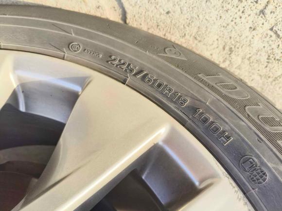 [上海·沪F] 二手丰田威兰达2021款 双擎 2.5L E-CVT两驱豪华版