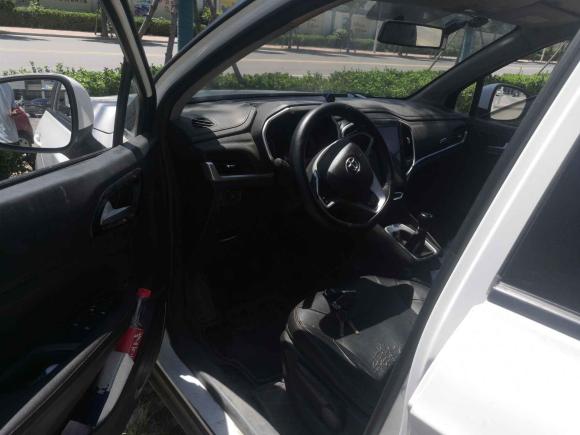 [青岛·鲁B] 二手中华中华V32017款 1.5L 手动精英型